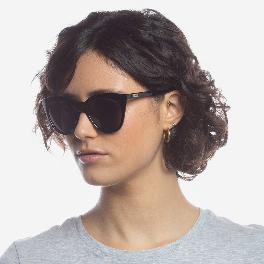 Le Specs Halfmoon Magic Black Sunglasses - Jo & Co HomeLe Specs Halfmoon Magic Black SunglassesLe Specs