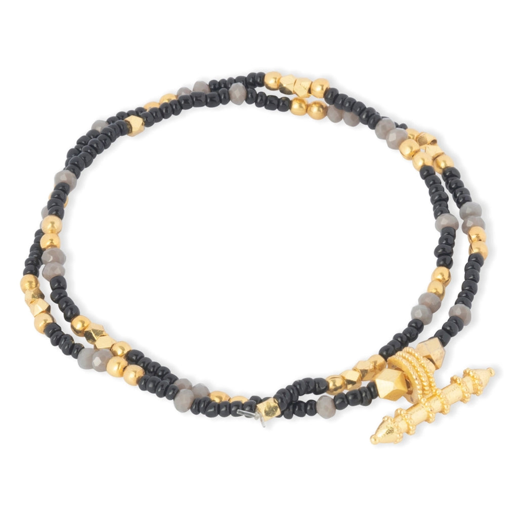 Beaded bracelet with black and grey beads and gold bar charm.
Ashiana London Black & Grey Jaya Beaded Bracelet - Jo And Co Ashiana London Black & Grey Jaya Beaded Bracelet - Ashiana London