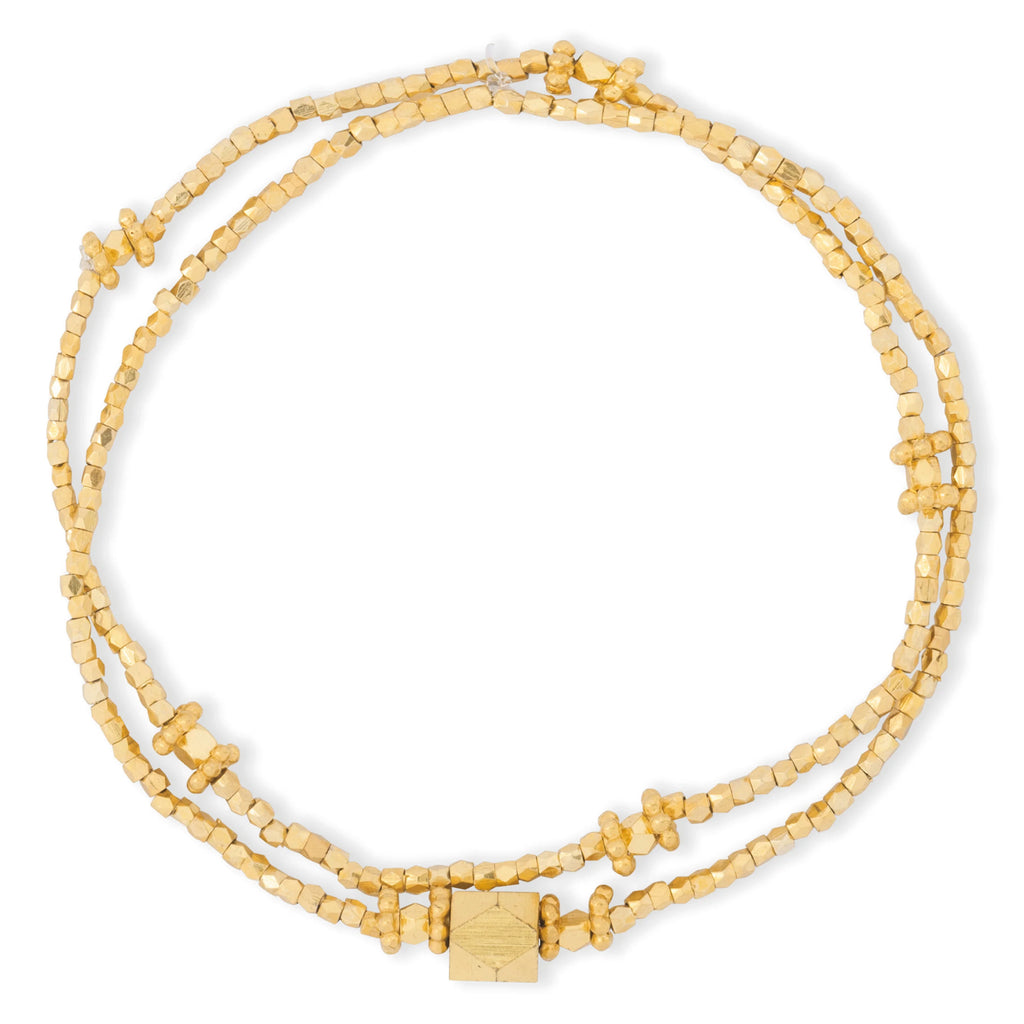 Elastic bracelet with faceted gold beads.
Ashiana London Astrid Gold Bracelet - Jo And Co Ashiana London Astrid Gold Bracelet - Ashiana London