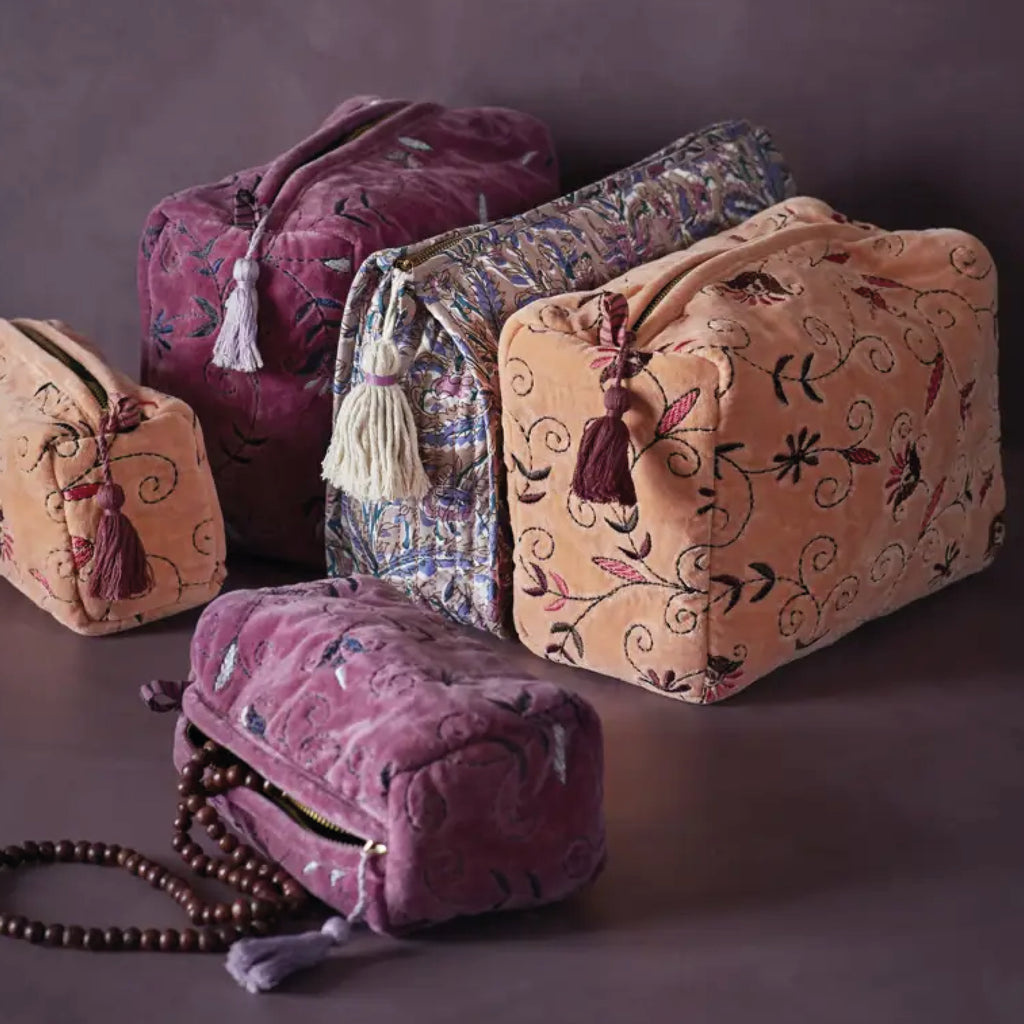 Quilted washbag with a handmade tassel.
Dusty Rose Quilted Washbag - Jo And Co Dusty Rose Quilted Washbag