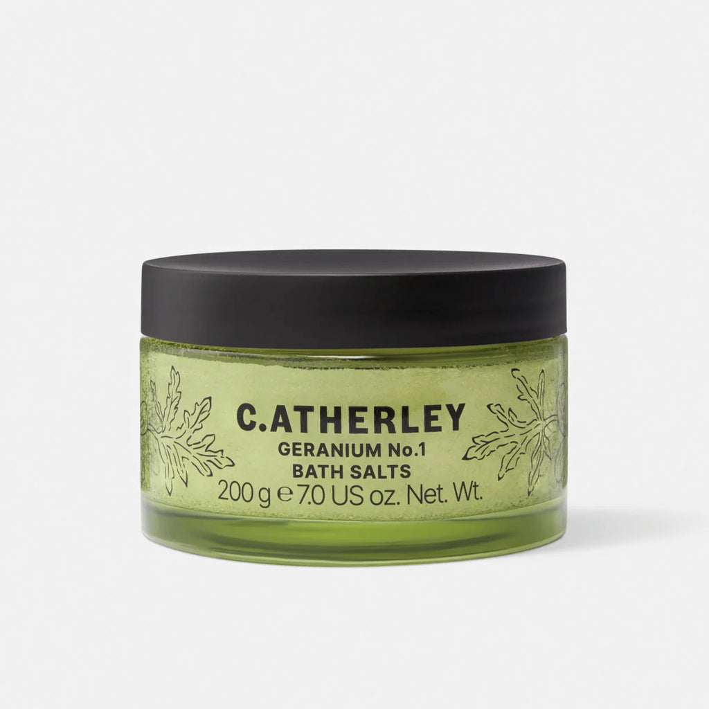 Bath salts with geranium fragrance with hints of rose, lemon, mint and cedar.
Geranium No.1 Bath Salts 200g - Jo And Co Geranium No.1 Bath Salts 200g - C.Atherley London