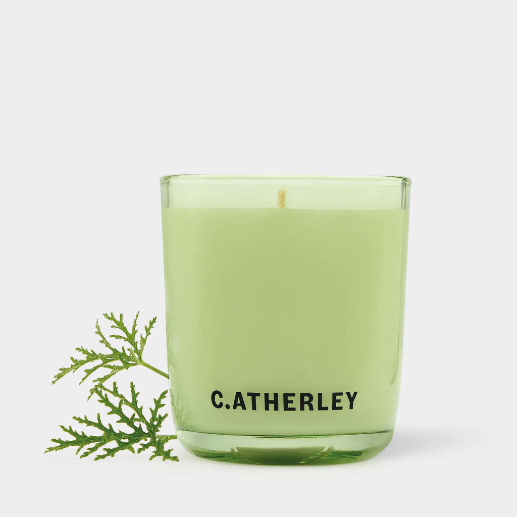 Candle with Radens Geranium.
Geranium No.1 Candle 200g - Jo And Co Geranium No.1 Candle 200g - C.Atherley London