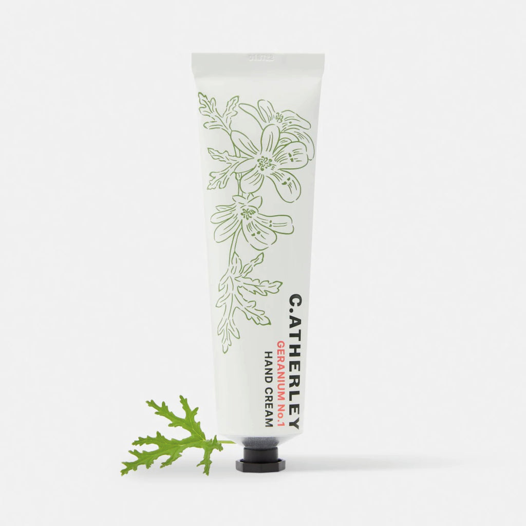 Hand cream with geranium fragrance with hints of rose, lemon, mint and cedar.
Geranium No.1 Hand Cream 75ml - Jo And Co Geranium No.1 Hand Cream 75ml - C.Atherley London