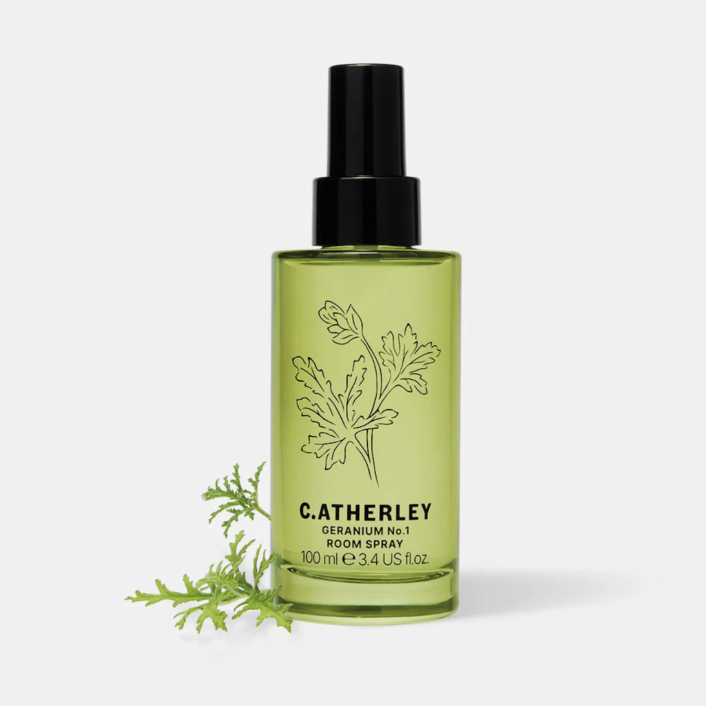 Room spray with fragrance of the Radens Geranium, hand blended using 8 essential oils.
Geranium No.1 Room Spray 100ml - Jo And Co Geranium No.1 Room Spray 100ml - C.Atherley London