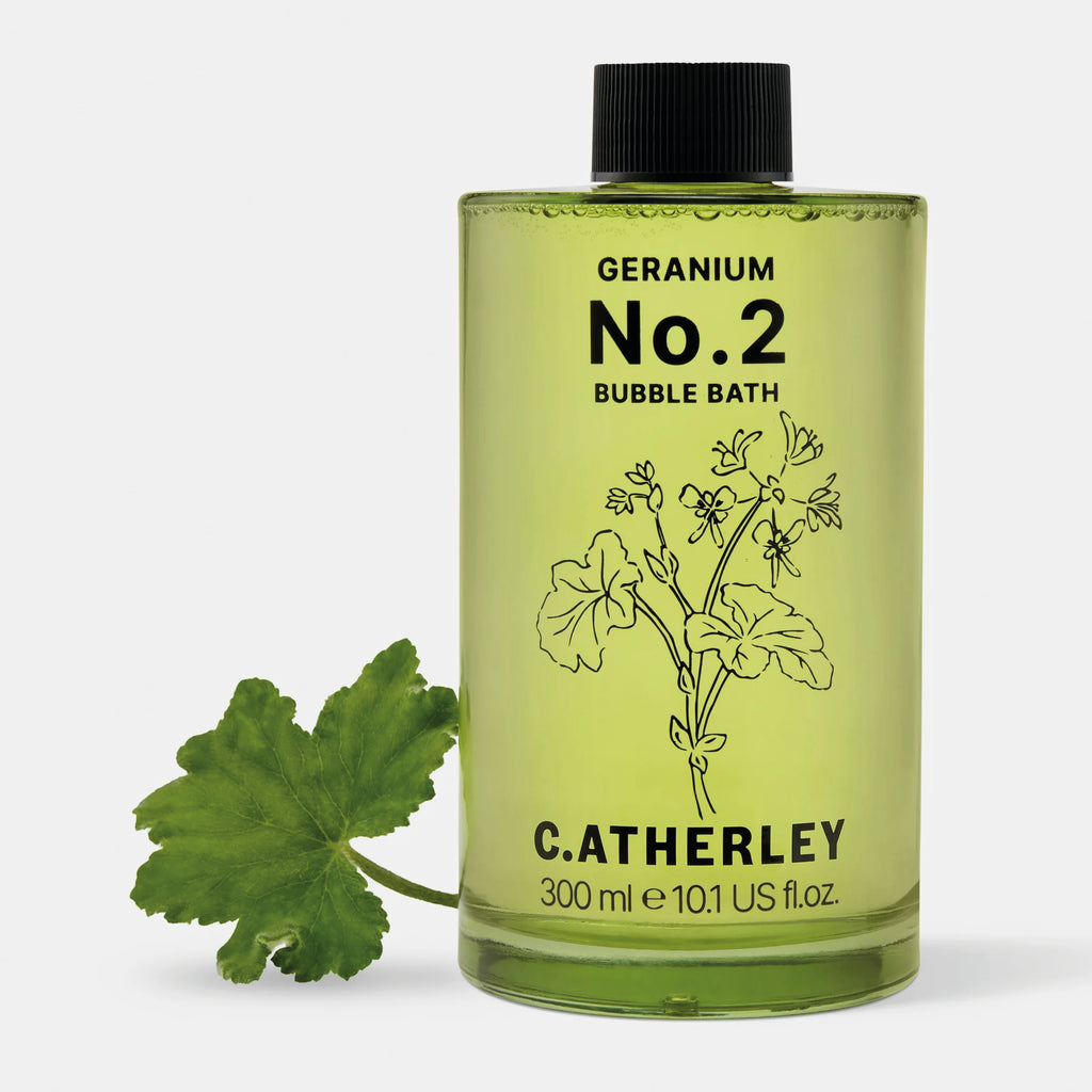 Bubble bath fragranced with peppermint scented leaf geranium with clove and coriander.
Geranium No.2 Bubble Bath 300ml - Jo And Co Geranium No.2 Bubble Bath 300ml - C.Atherley London