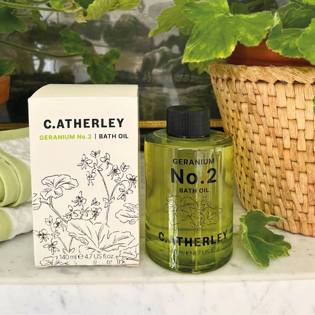 Bath oil with peppermint scented leaf geranium with a hint of clove and coriander.
Geranium No. 2 Bath Oil 140ml - Jo And Co Geranium No. 2 Bath Oil 140ml - C.Atherley London