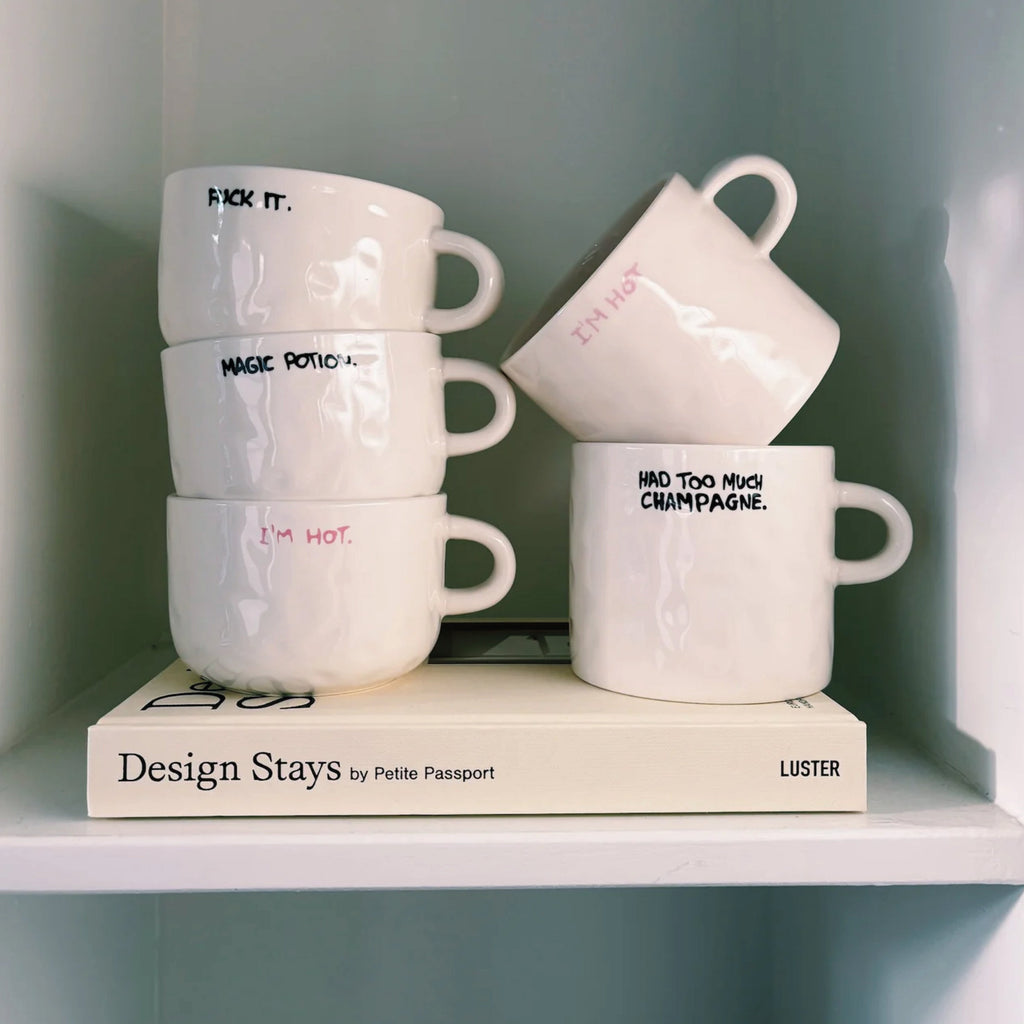 Ceramic "I'm Hot Mug", hand-painted and handmade in Portugal, perfect for tea, dishwasher and microwave safe.
I'm Hot Mug - Jo And Co I'm Hot Mug - Anna + Nina