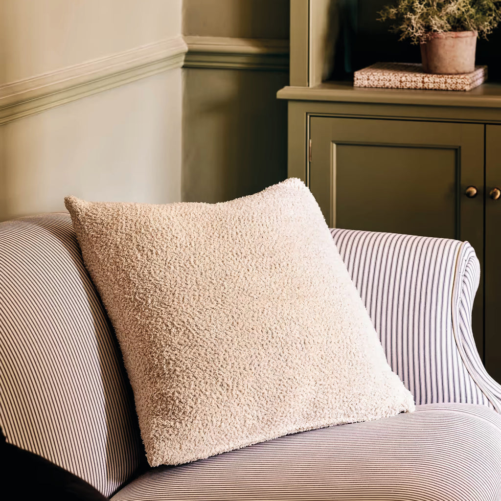 Ivory square boucle cushion.
Ivory Sudeley Boucle Cushion - Jo And Co Ivory Sudeley Boucle Cushion