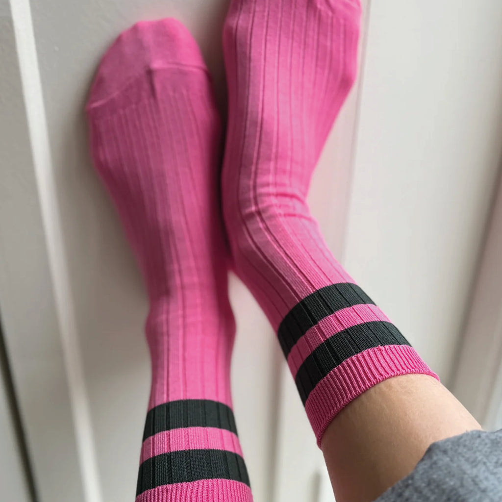 Sporty pink socks with dark green stripe with ribbed design and quarter-crew length.
Le Bon Shoppe Pink Green Varsity Her Socks - Jo And Co Le Bon Shoppe Pink Green Varsity Her Socks - Le Bon Shoppe