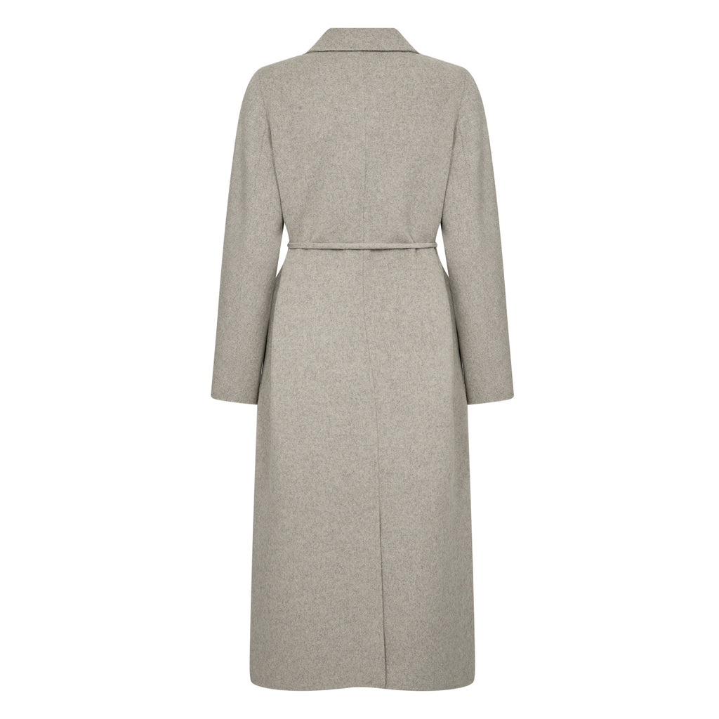 Grey melange knee length coat with notched lapel collar, button-down front and belt.
Leveté Room Aluminum Melange Owa Coat - Jo And Co Leveté Room Aluminum Melange Owa Coat - Leveté Room