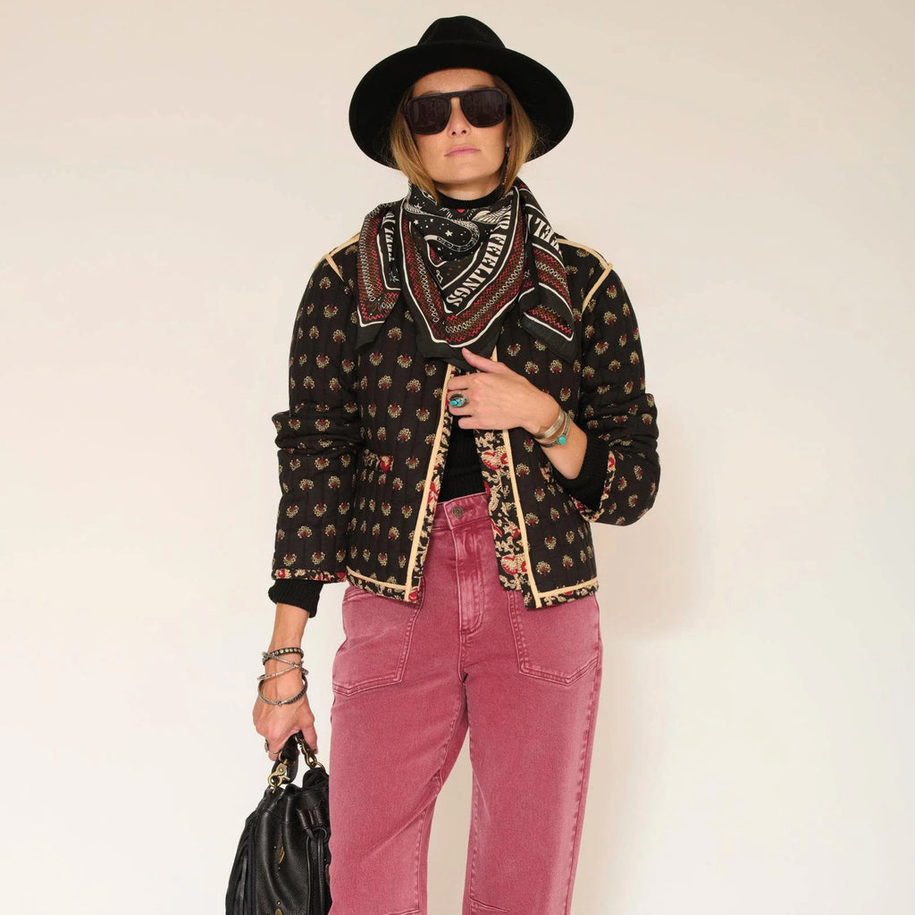 Red jeans with 90s carrot-fit, loose fit at the hips that tapers toward the ankles.
MKT Studio Patras Pacific Drill Ruby Jeans - Jo And Co MKT Studio Patras Pacific Drill Ruby Jeans - MKT Studio