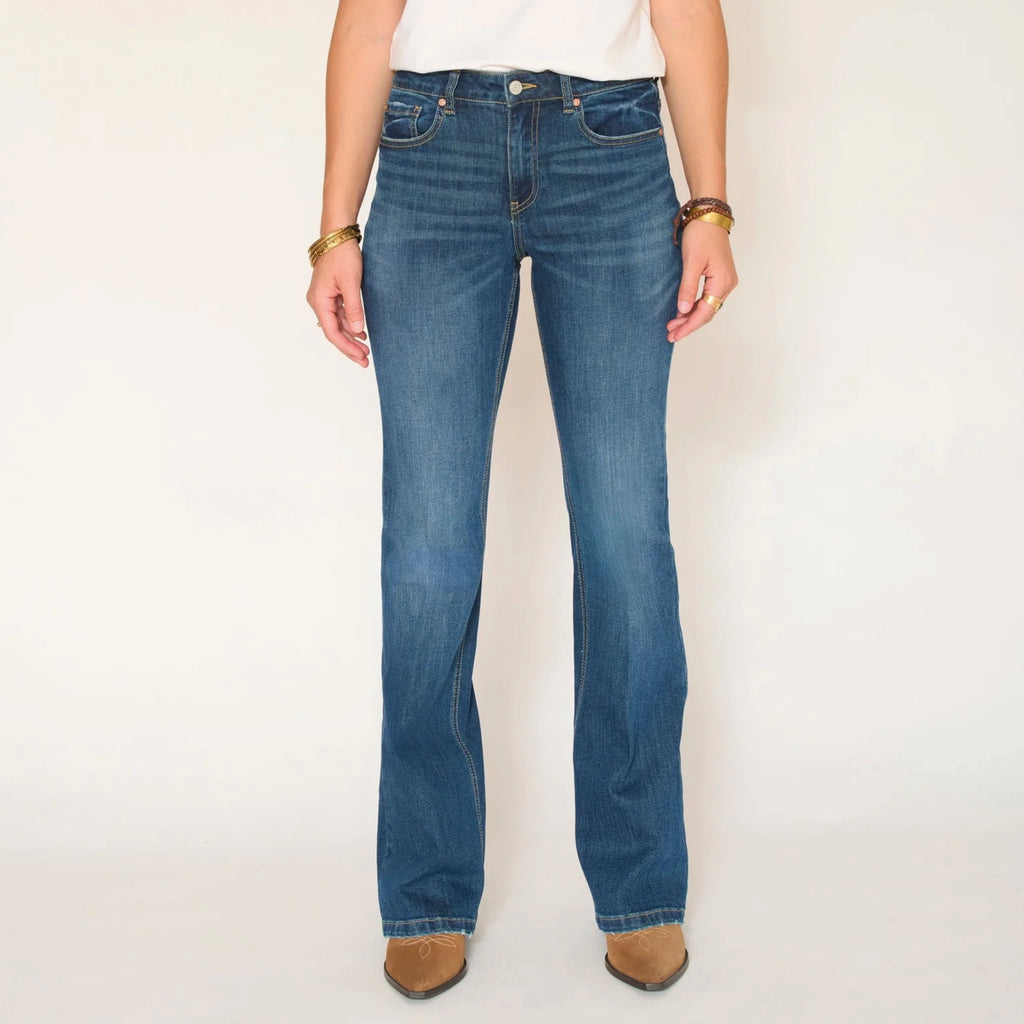 Flared blue jeans with faded vintage blue wash and front and back pockets.
MKT Studio The Harley Wilson Blue Arkansas Wash Jeans - Jo And Co MKT Studio The Harley Wilson Blue Arkansas Wash Jeans - MKT Studio