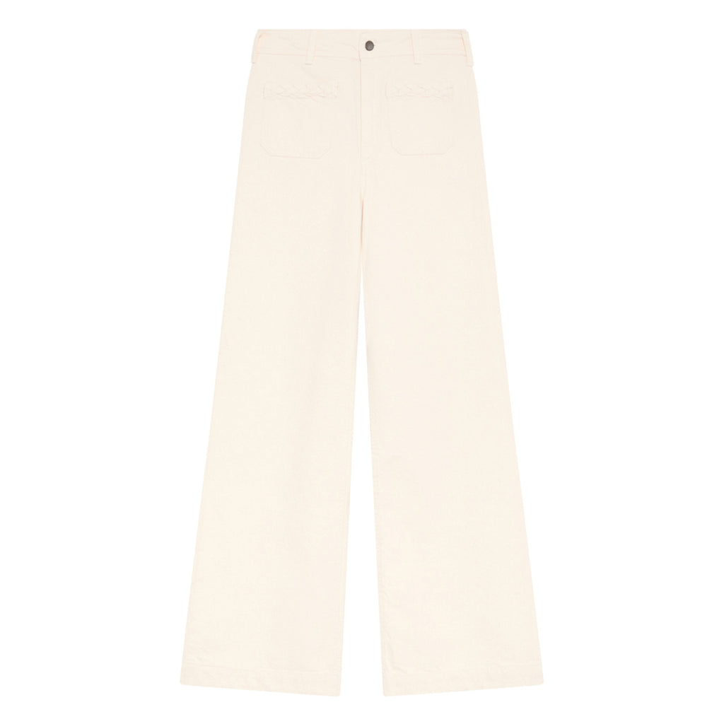 High-waisted Ecru jeans with a straight, wide leg and front pockets.
Maison Hotel Maxton Ecru Hamlet Pants - Jo And Co Maison Hotel Maxton Ecru Hamlet Pants - Maison Hotel
