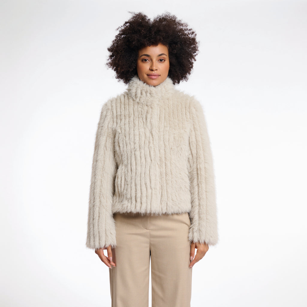 Short faux fur jacket.
Rino & Pelle Birch Faith Jacket - Jo And Co Rino & Pelle Birch Faith Jacket - Rino & Pelle