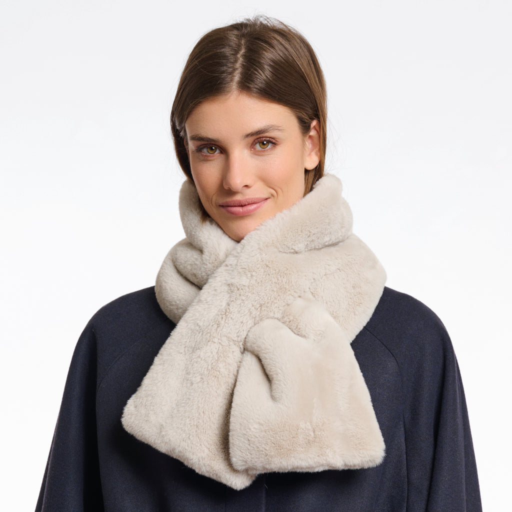 Faux fur fluffy beige scarf.
Rino & Pelle Birch Stip Scarf - Jo And Co Rino & Pelle Birch Stip Scarf - Rino & Pelle