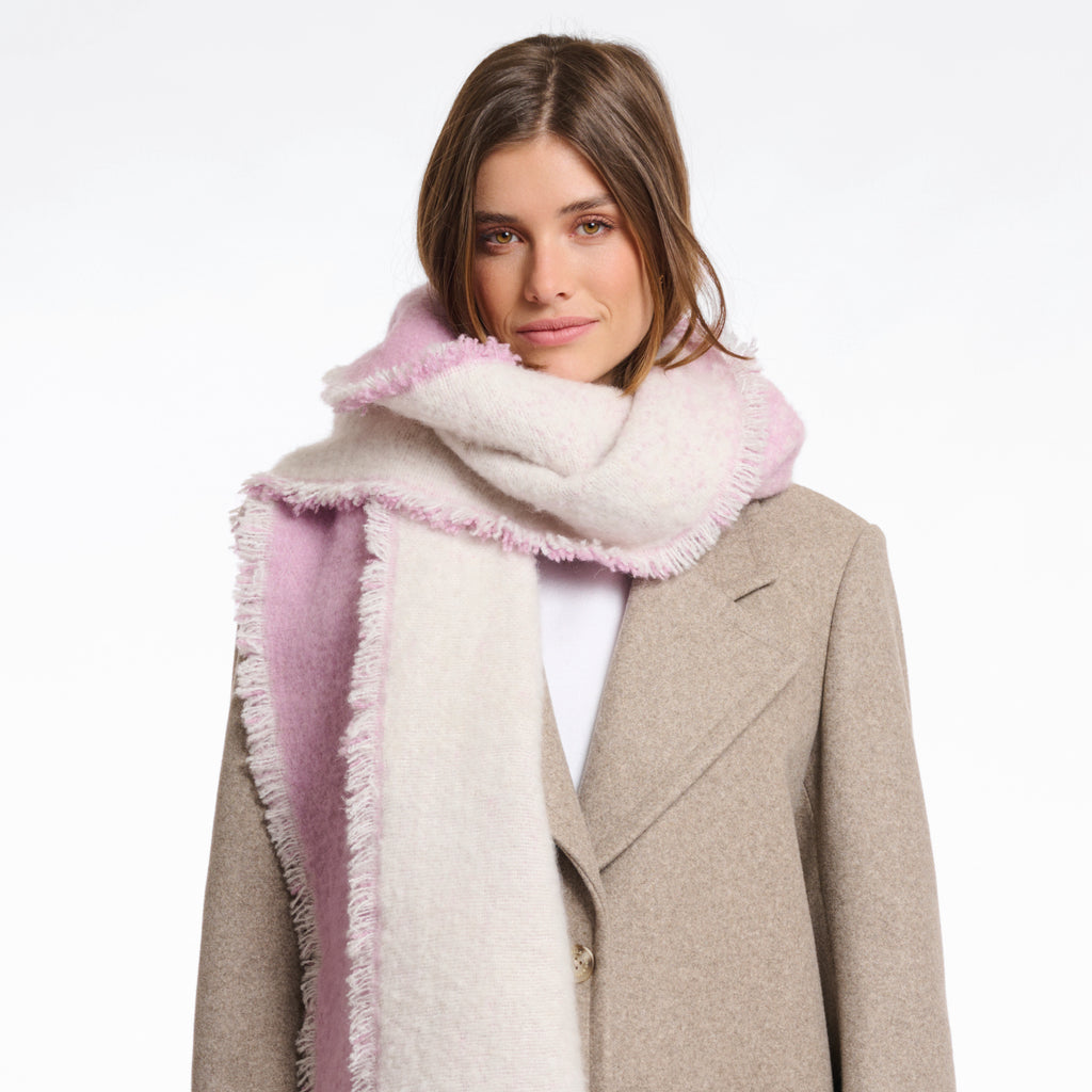 Lilac and beige scarf with frayed raw edge.
Rino & Pelle Lilac Mix Vivi Scarf - Jo And Co Rino & Pelle Lilac Mix Vivi Scarf - Rino & Pelle