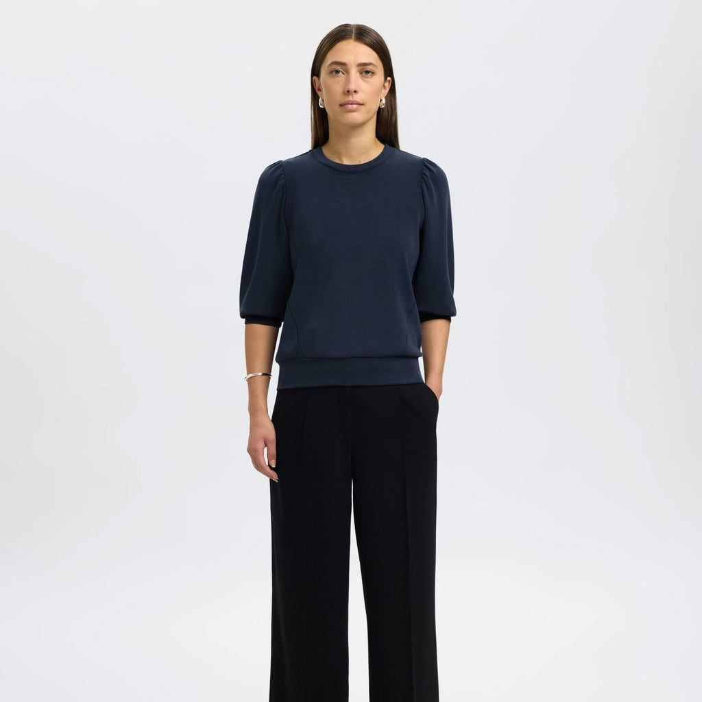 Navy blue sweater with puff sleeves.
Selected Femme Tenny Dark Sapphire Puff Sleeve Sweatshirt - Jo And Co Selected Femme Tenny Dark Sapphire Puff Sleeve Sweatshirt - Selected Femme