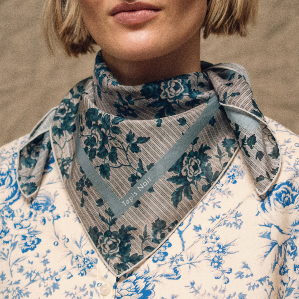 Tapis Noir Light Blue Stripe Scarf - Jo And Co Tapis Noir Light Blue Stripe Scarf - Tapis Noir 