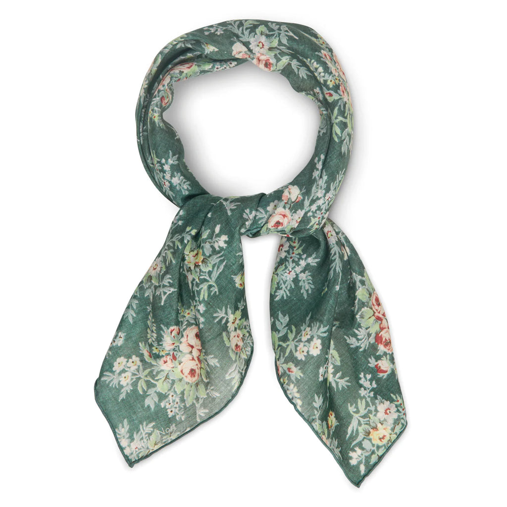 Green floral patterned silk cotton scarf.
Tapis Noir Light Darcy Green Scarf - Jo And Co Tapis Noir Light Darcy Green Scarf - Tapis Noir